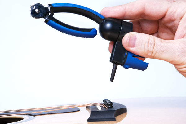 Music Nomad GRIP ONE - All in ONE String Winder, Cutter, Puller