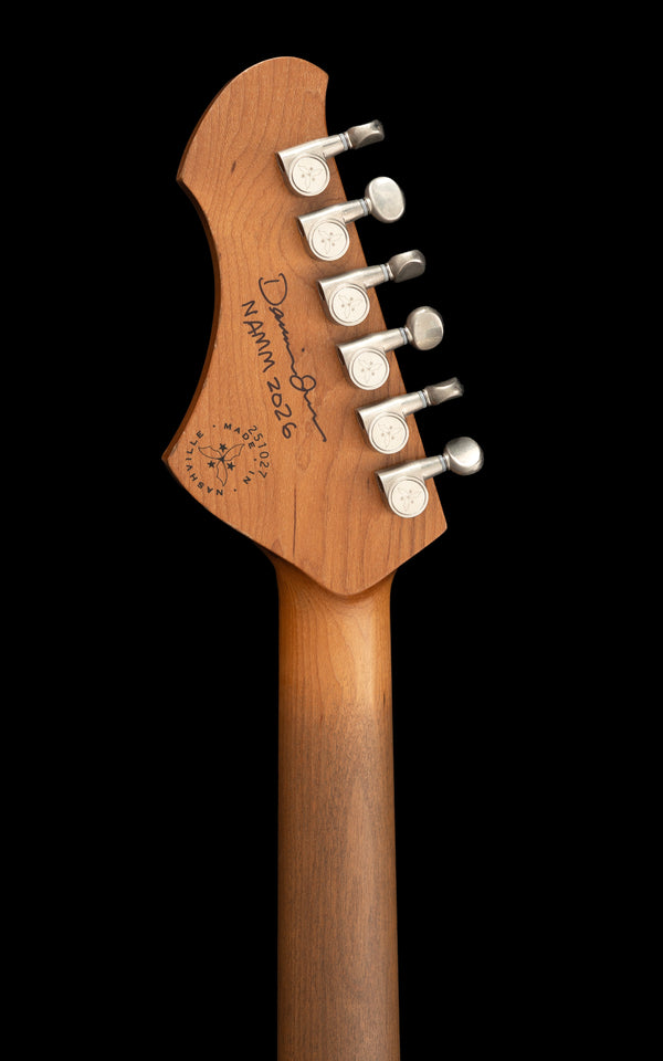 Novo Miris J - Silvertone Burst - NAMM 2026