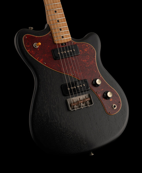 Macmull Stinger - Black