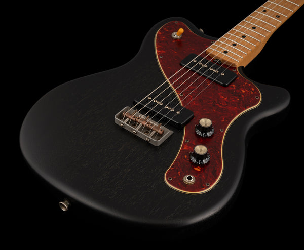 Macmull Stinger - Black