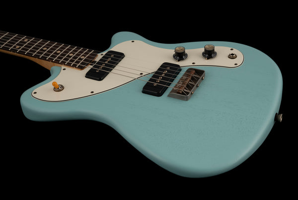 Macmull Stinger - Daphne Blue