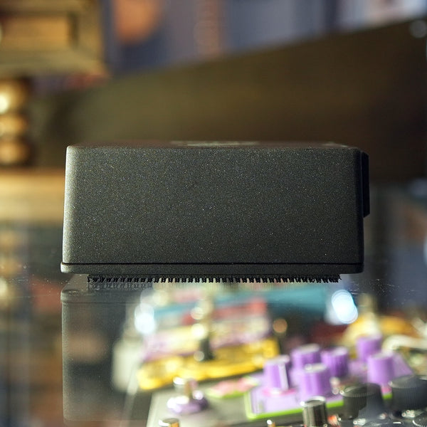 Walrus Audio Aetos 120V (8-output) Power Supply