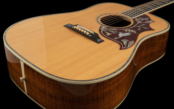 Gibson Custom Shop Koa Hummingbird