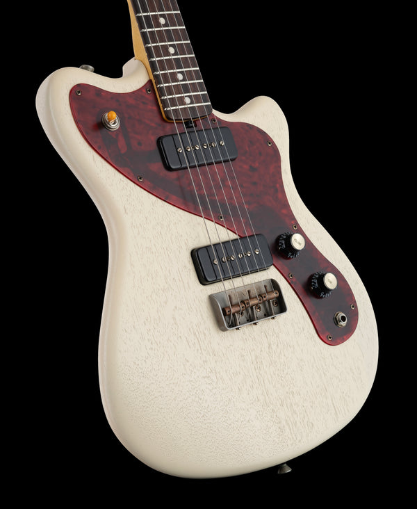 Macmull Stinger - Aged White