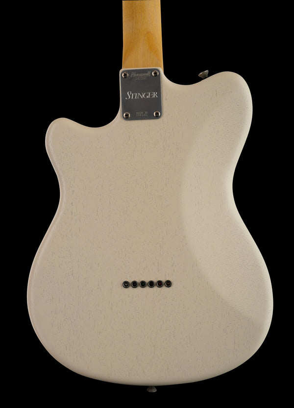Macmull Stinger - Aged White
