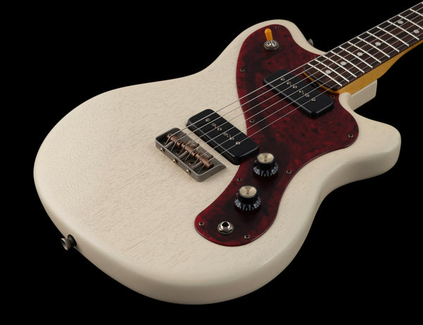 Macmull Stinger - Aged White