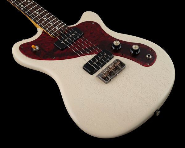 Macmull Stinger - Aged White