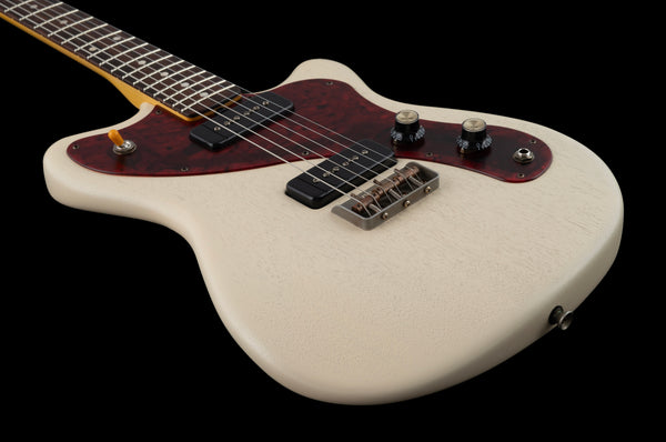 Macmull Stinger - Aged White