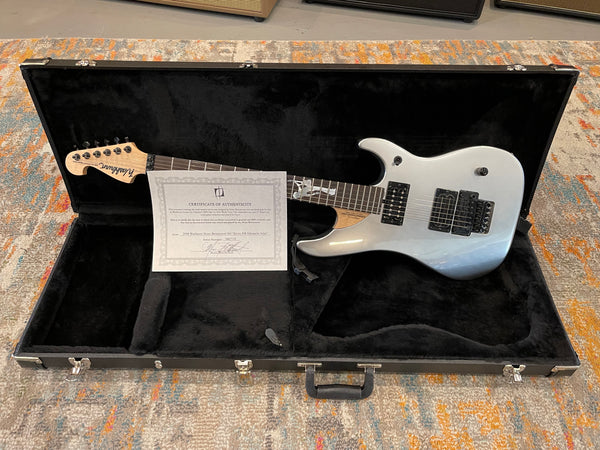 Washburn N4 Custom owned by Nuno Bettencourt