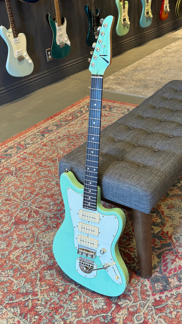 Tom Anderson Raven Classic