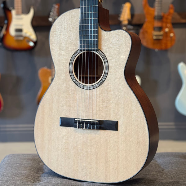 Martin 000C12-16E Nylon