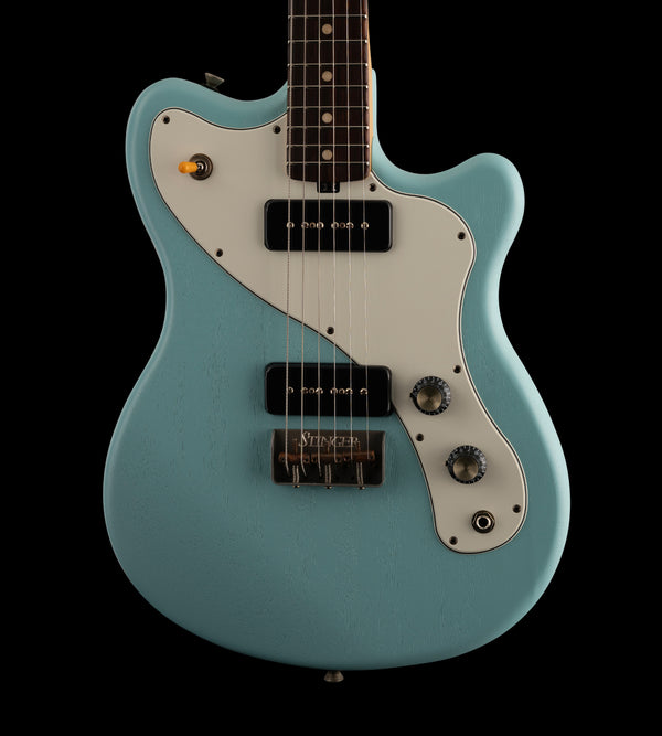 Macmull Stinger - Daphne Blue