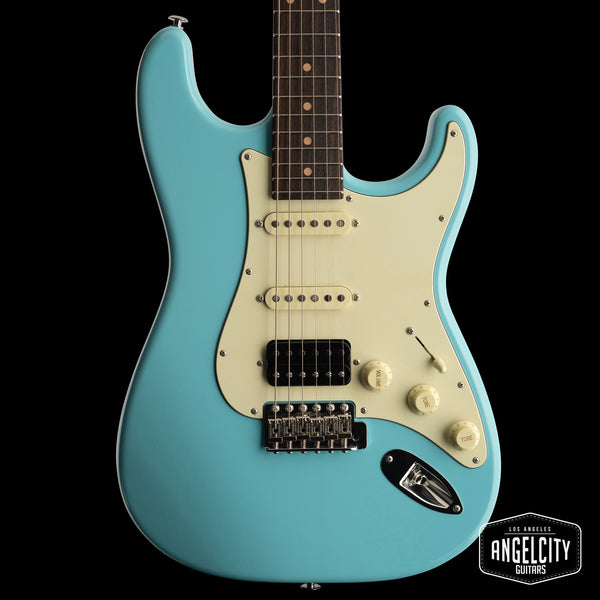 Suhr Classic S Vintage LE, Daphne Blue