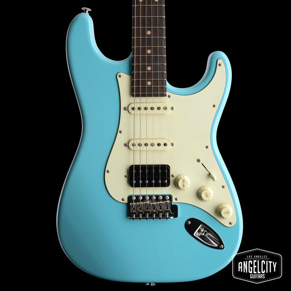 Suhr Classic S Vintage LE, Daphne Blue