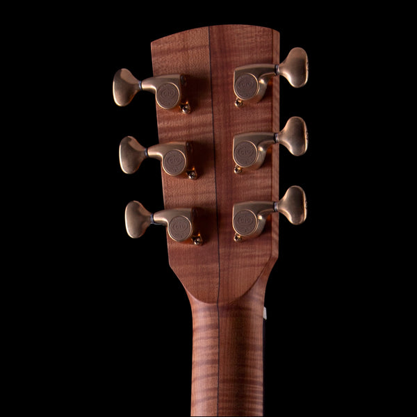 Donovan Leah Caroline | Exceptional