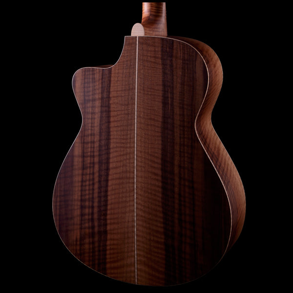 Donovan Leah Caroline | Master Grade Cutaway