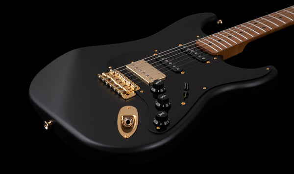 LsL Saticoy One B Limited - Black and Gold