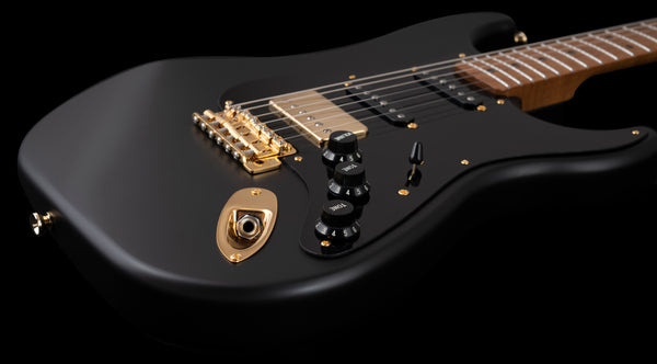 LsL Saticoy One B Limited - Black and Gold