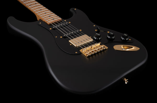 LsL Saticoy One B Limited - Black and Gold