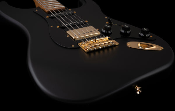 LsL Saticoy One B Limited - Black and Gold