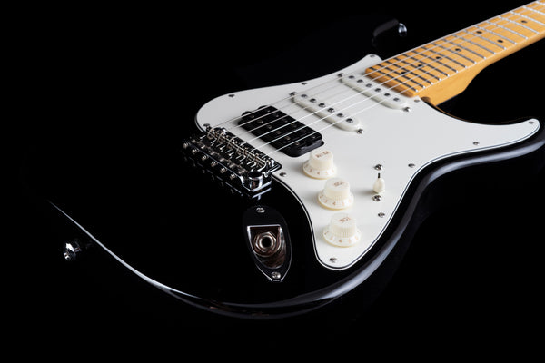 Suhr Classic S, Black, HSS, Maple, SSCII