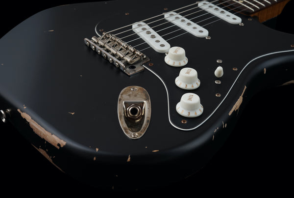 LsL Saticoy One Limited - Black