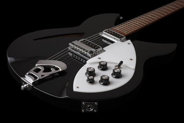 Rickenbacker 330 Jetglo