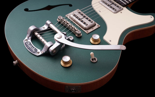 Nik Huber Surfmeister - Cadillac Green