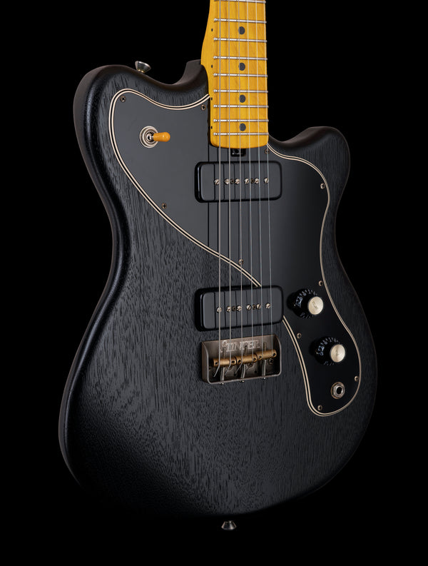 Macmull Stinger - Black