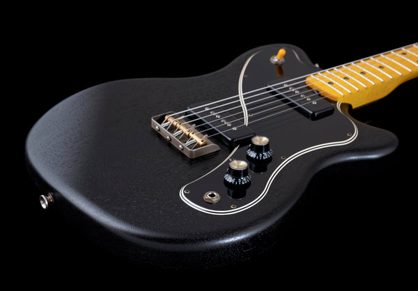 Macmull Stinger - Black