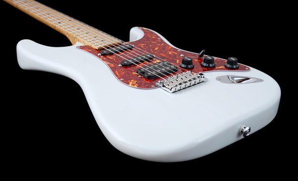 Suhr Limited Edition Classic S Paulownia, Trans Sonic Blue