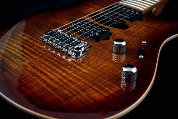 Suhr Modern Plus, Bengal Burst, HSH, Maple