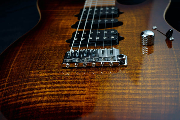 Suhr Modern Plus, Bengal Burst, HSH, Maple