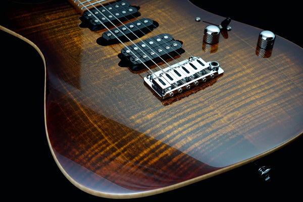 Suhr Modern Plus, Bengal Burst, HSH, Maple