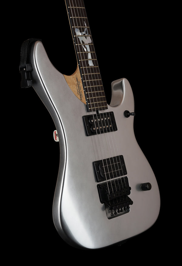 Washburn N4 Custom owned by Nuno Bettencourt