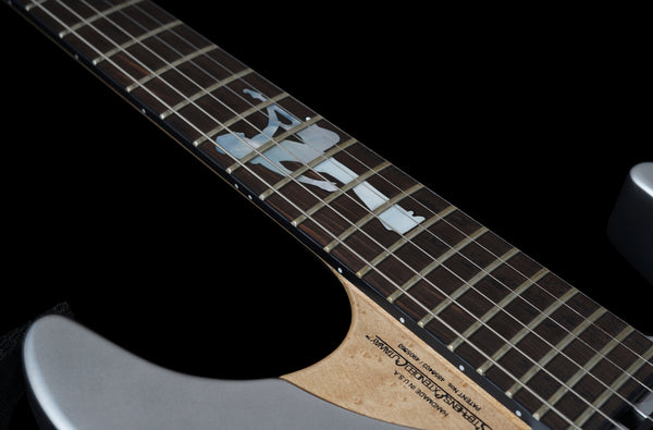 Washburn N4 Custom owned by Nuno Bettencourt