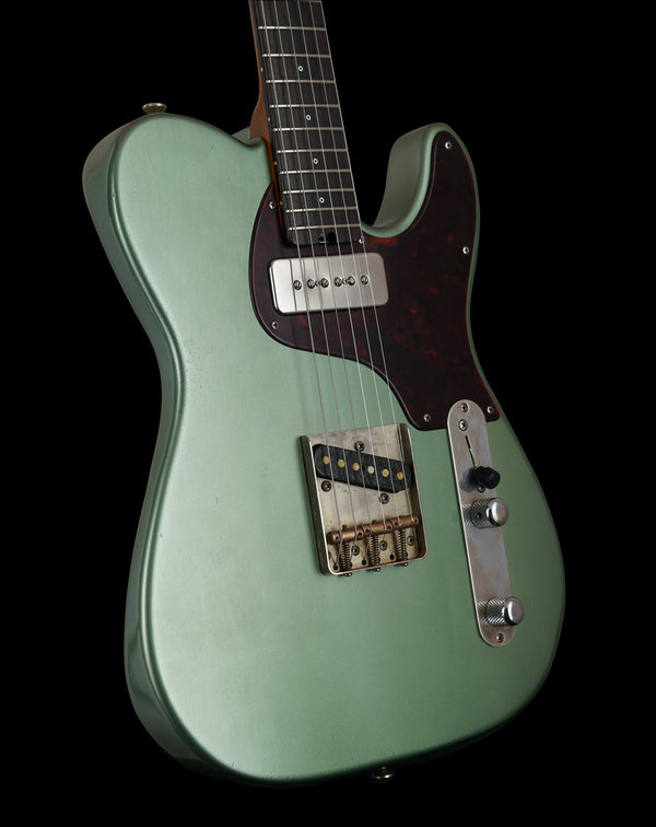 Shabat Lion Standard - Ariel Green