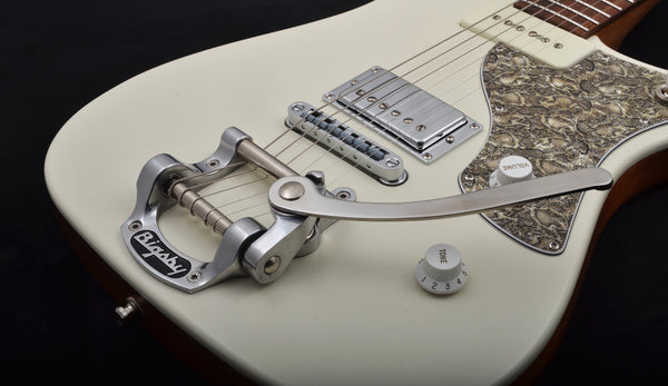 Soultool Laguz "The Special" with Bigsby - NAMM special