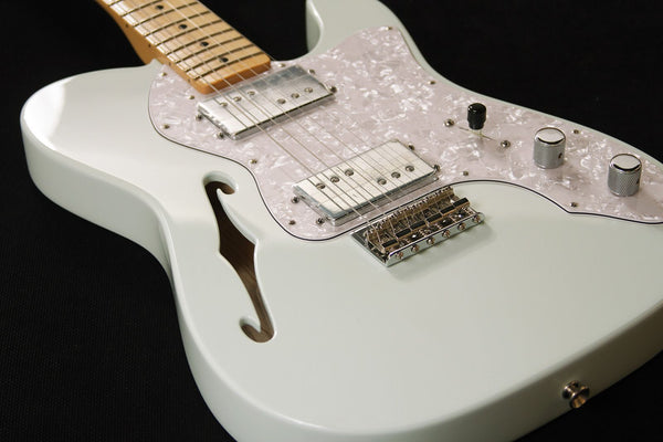 Fender Special Edition '72 Thinline Telecaster Faded Sonic Blue