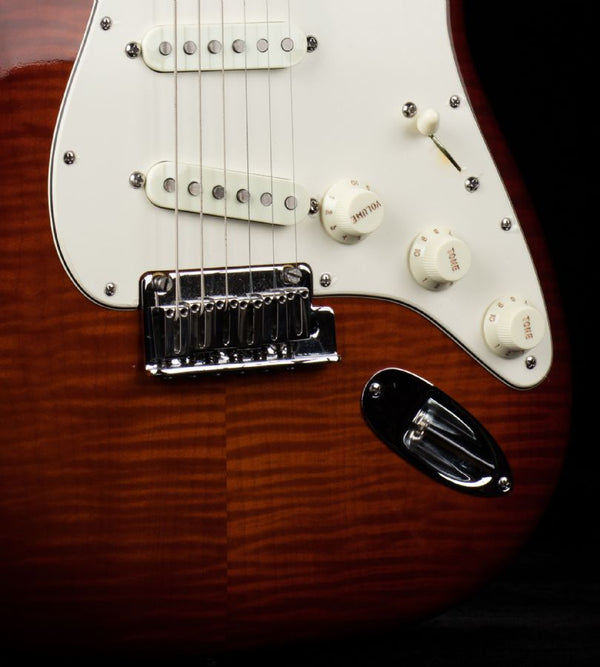 Fender Flame Maple Top American Custom Strat