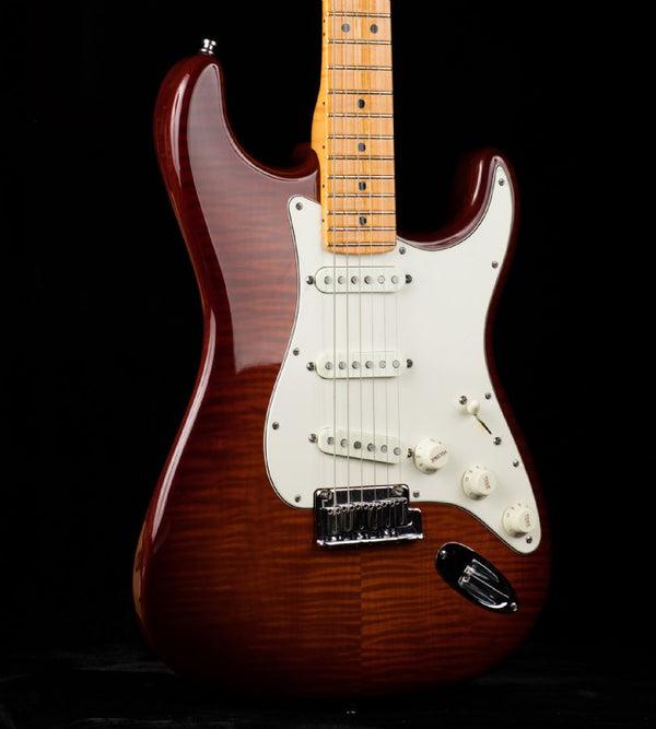 Fender Flame Maple Top American Custom Strat