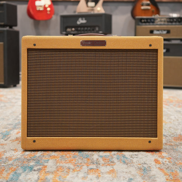 Fender '57 Custom Deluxe 12W 1x12 Tube Guitar Amp Lacquered Tweed