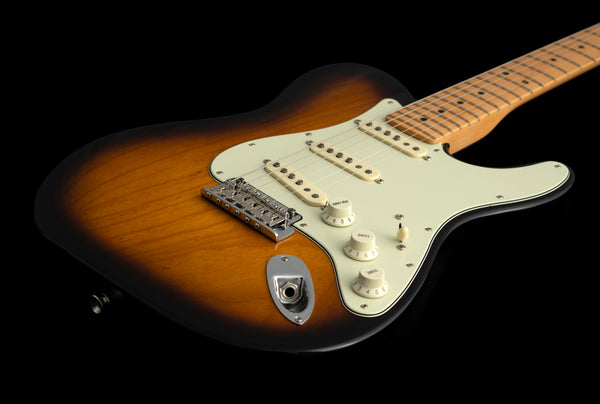 Fender Parallel Universe Strat-Tele Hybrid