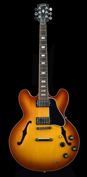 Gibson ES-335 Larry Carlton "Mr. 335"