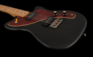 Macmull Stinger - Black