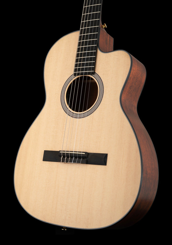 Martin 000C12-16E Nylon