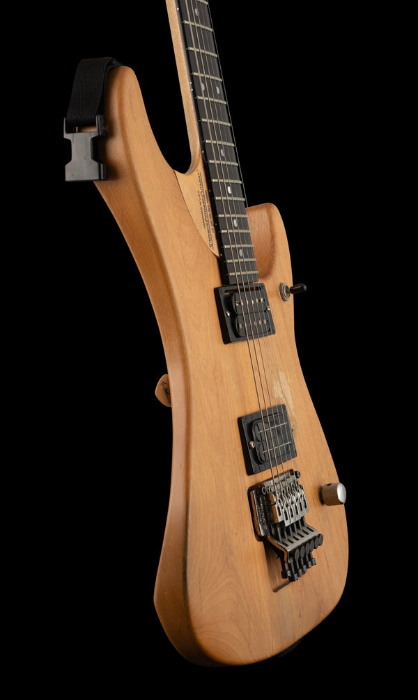 Washburn 1991 Davies N4owned by Nuno Bettencourt