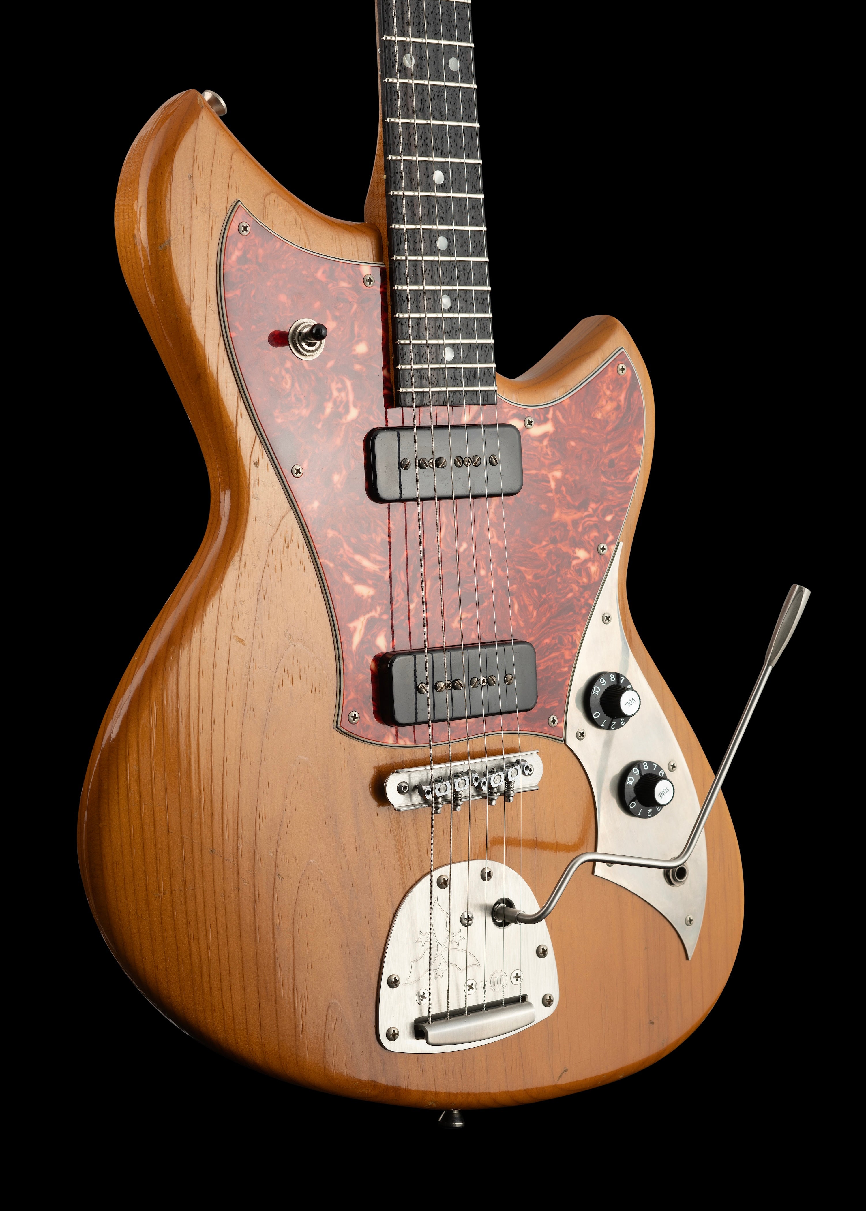 Novo Serus J – Angel City Guitars