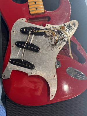 Fender Stratocaster - Moroccan Red