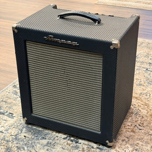 Ampeg Rocket Bass B-100R 100-Watt 1x15" Bass Combo